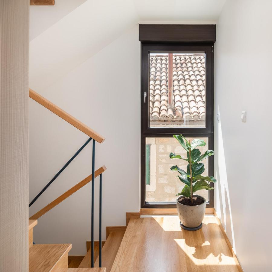 Residence The One - New Komiža 外观 照片